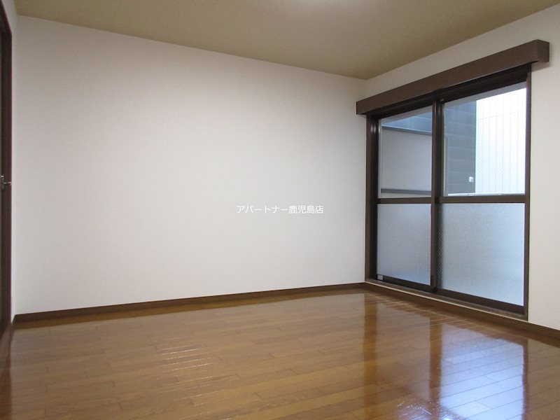 鹿児島県鹿児島市西千石町 リビング