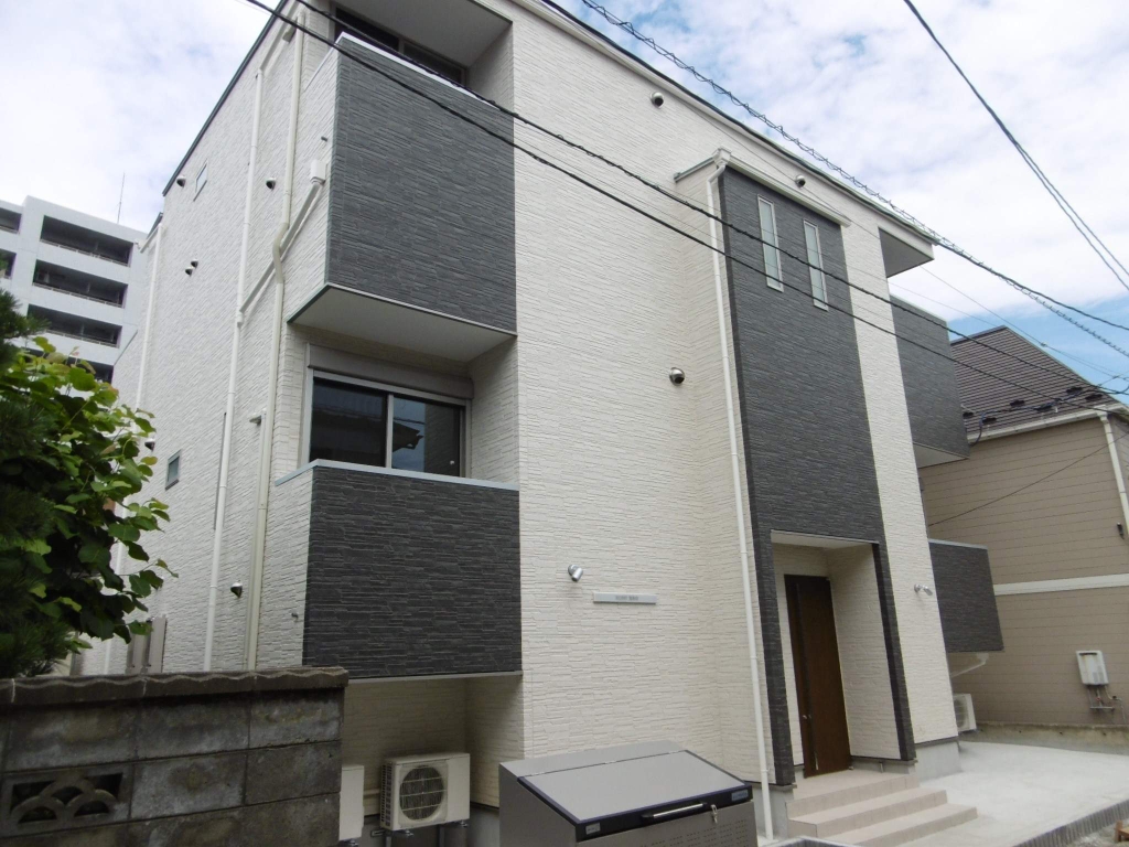 ＲＩＺＥＳＴ東仙台 102号室 外観