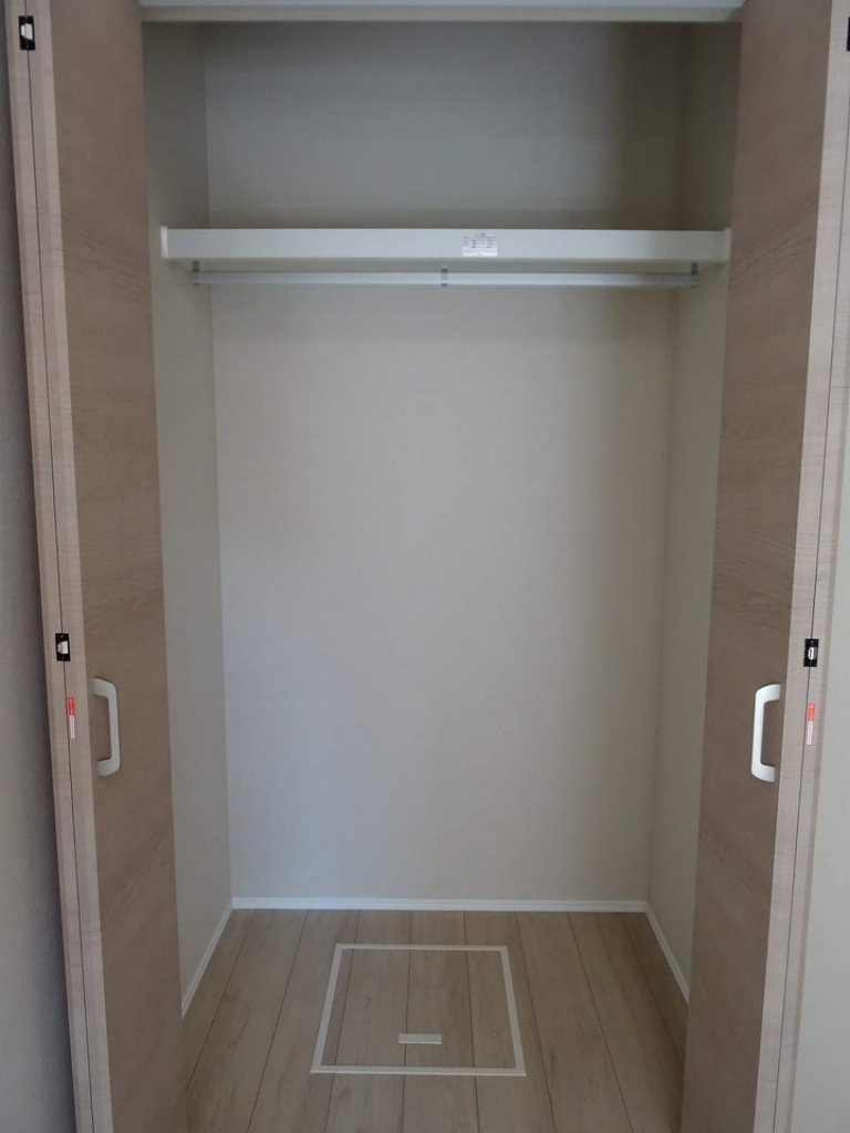ＫＬＥＩＮＥＳ　ＨＡＵＳ その他12