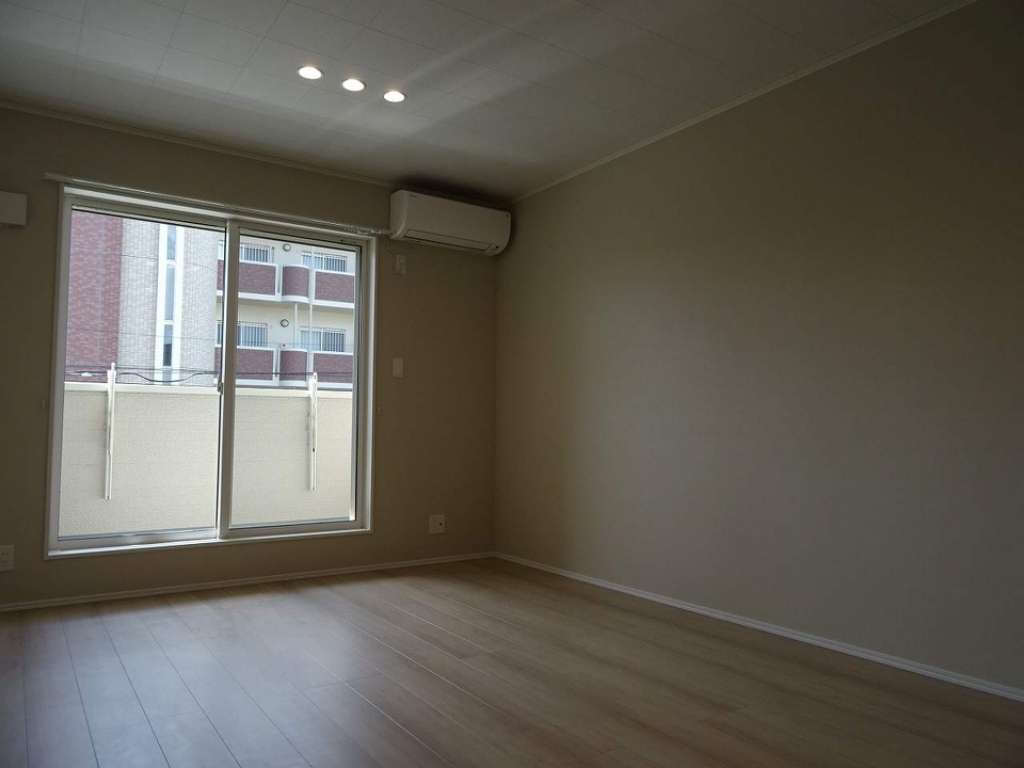 ＫＬＥＩＮＥＳ　ＨＡＵＳ その他17