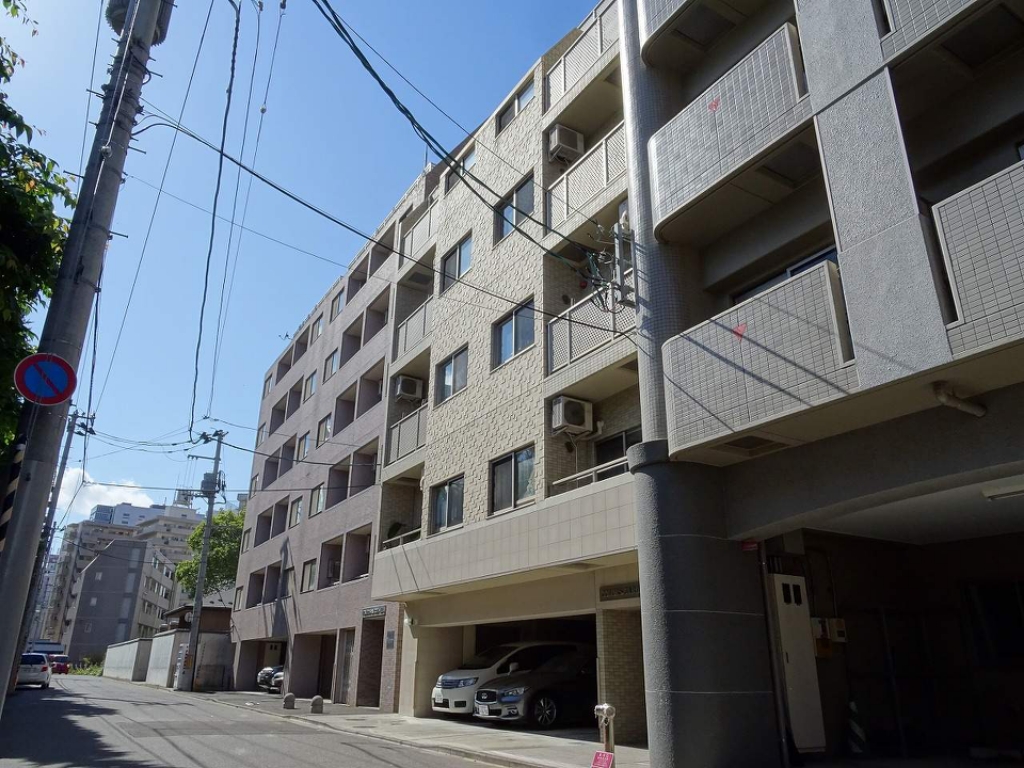 カラーズガーデン榴岡Ⅱ 402号室 外観