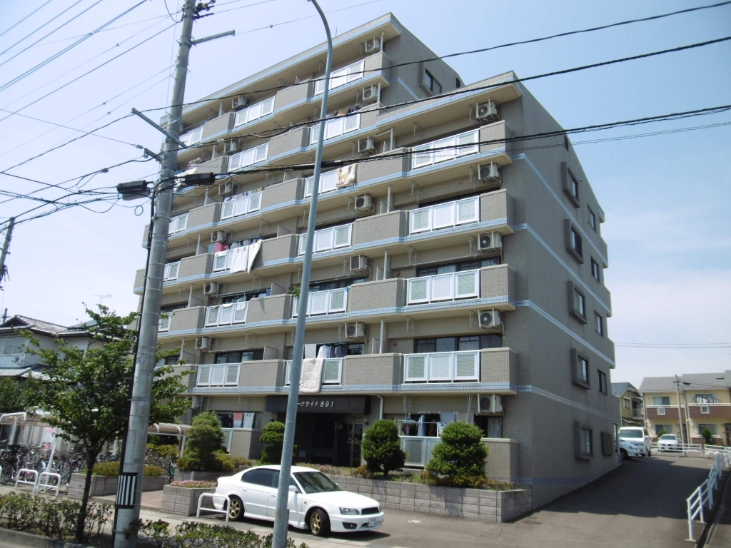 パークサイド８９１ 302号室 外観