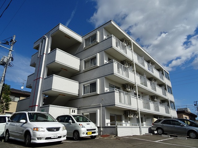 メゾンドール館町Ⅱ 105号室 外観