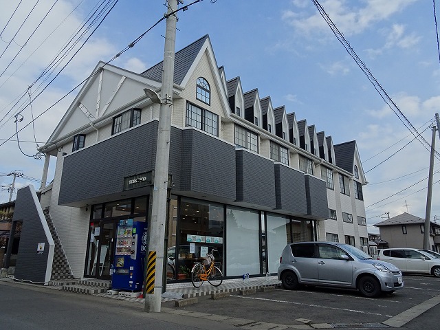 ホワイトキャッスル中倉７番館 205号室 外観