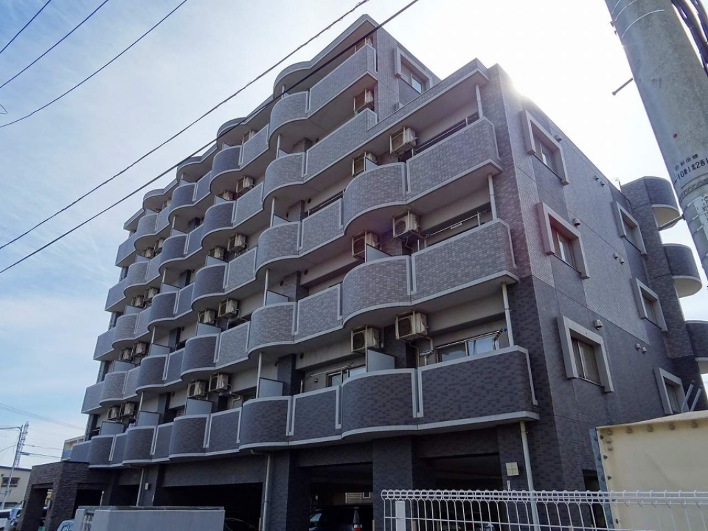 パルメゾン新田東 307号室 外観