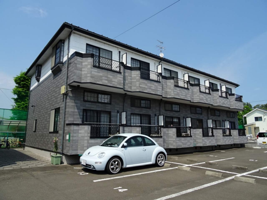 ホワイトキャッスル遠見塚１４番館 101号室 外観