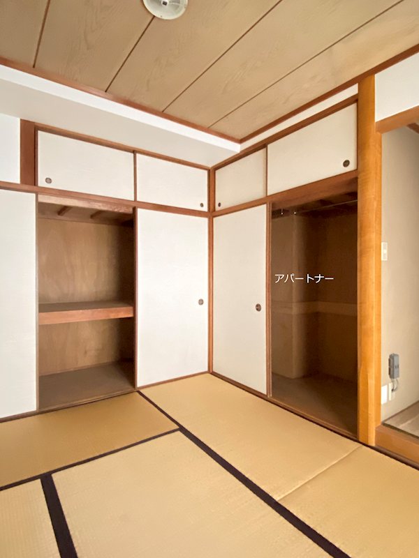 上新ビル 収納