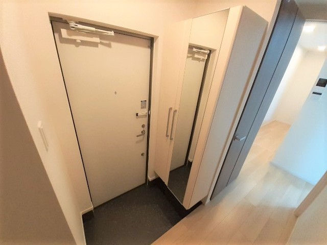 ヴェント　エ　ルーチェ 玄関