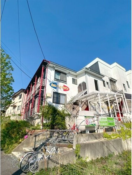 カルチェラタン 外観