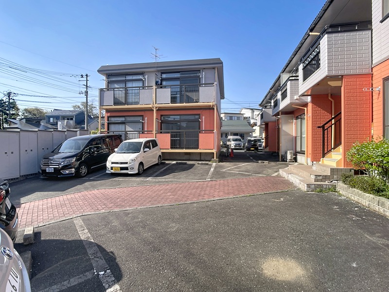 ヌーベル高松Ⅱ 駐車場