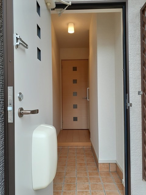 アドバンス　輝 玄関