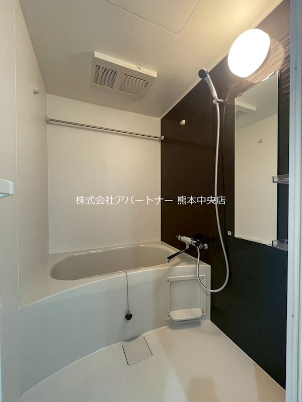 CHAINON春日WEST  風呂画像