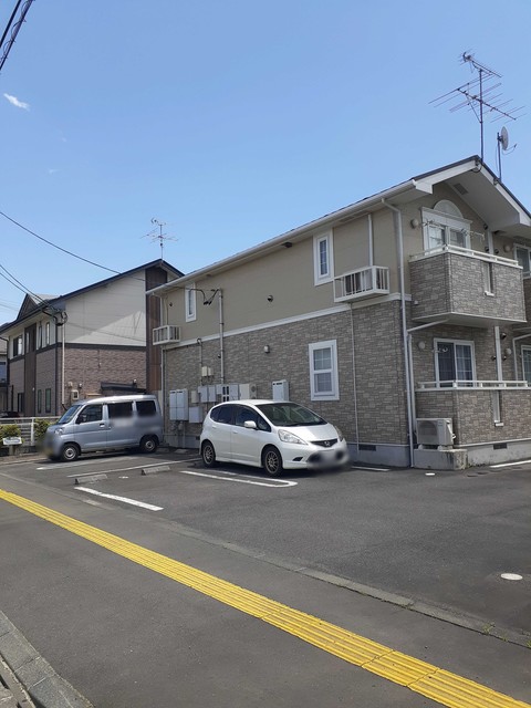 カルムリュー 駐車場