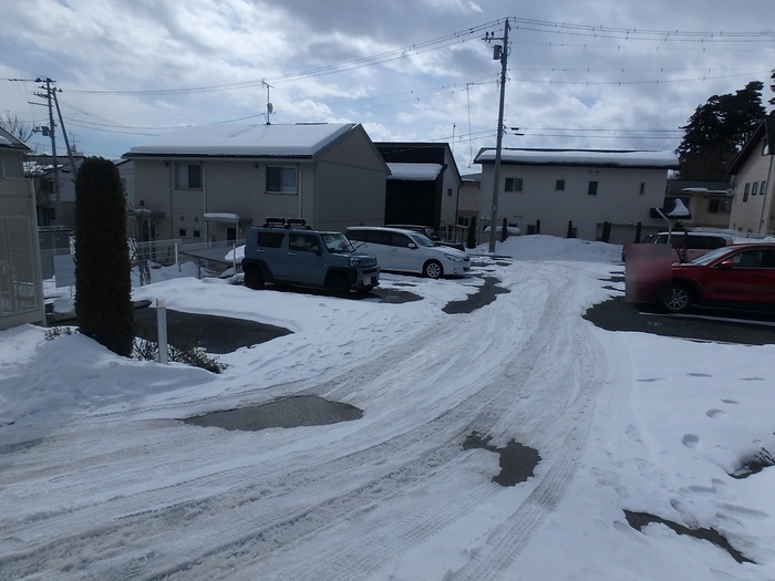 イーストヒルズ高松　E 駐車場