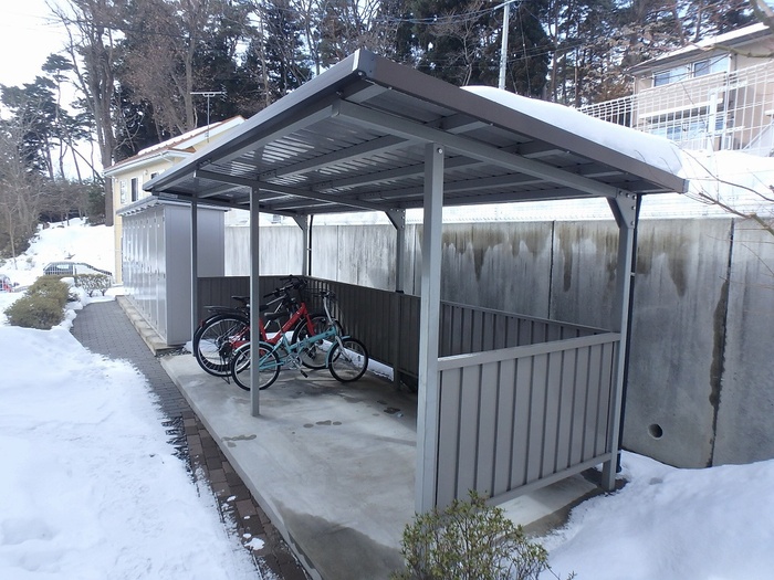 イーストヒルズ高松　E 駐車場