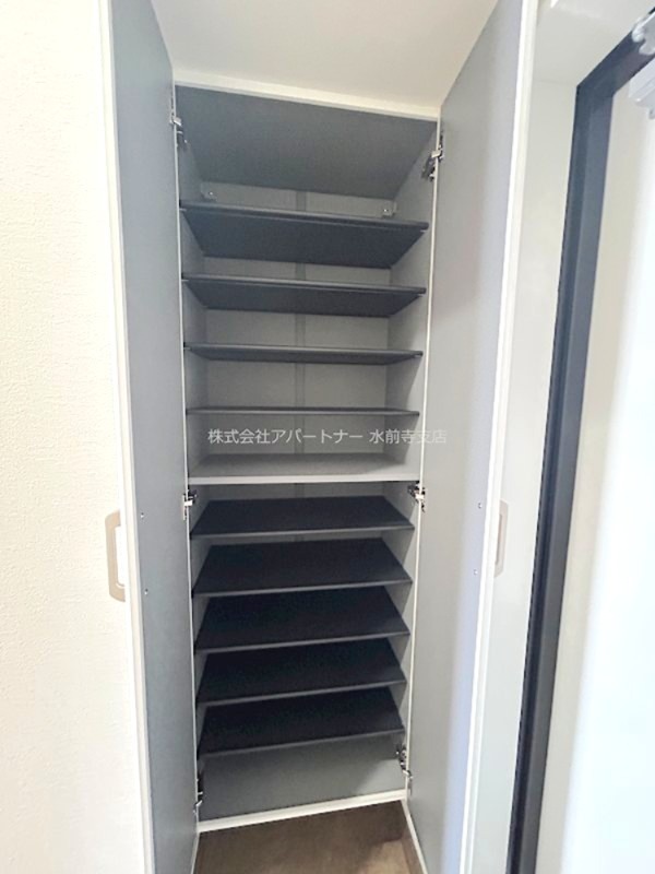 CHAINON春日WEST  収納