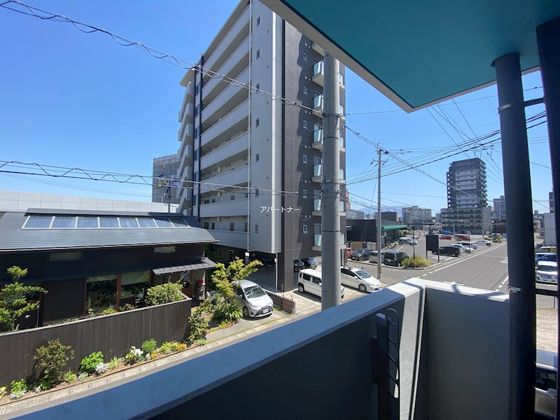 Uni Twintower Eternity 眺望