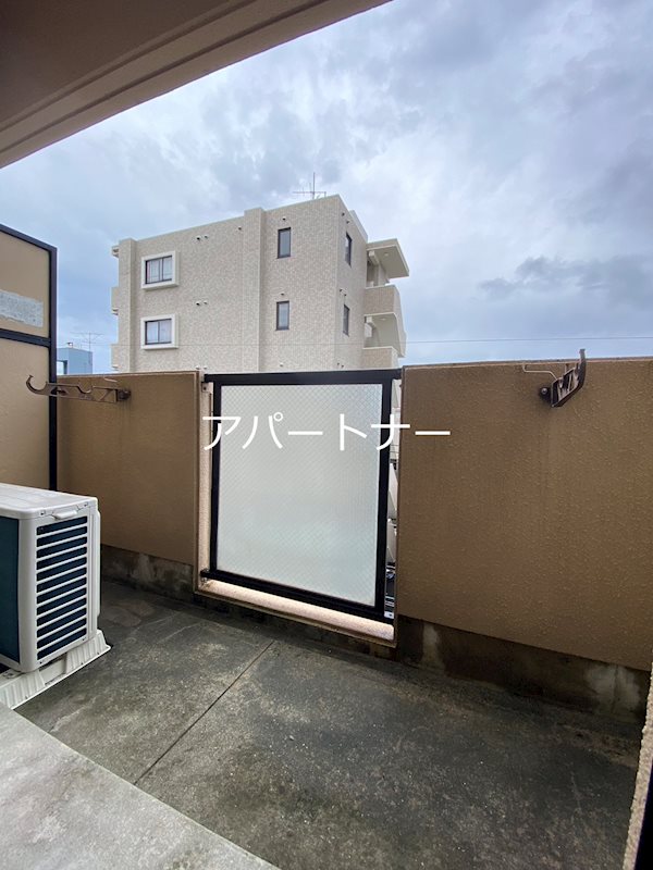 ENZERU　HAIMU ベランダ
