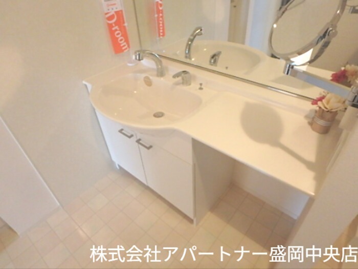 グレースフィールド　Ｅ 洗面所