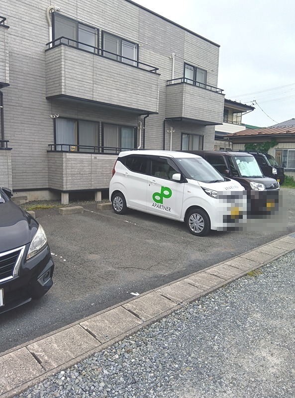 あさぬまアパート2号館 駐車場