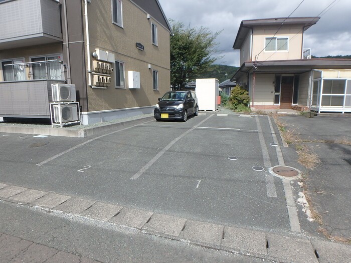 エスペランサ堤 駐車場