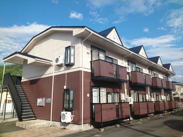 トレジャー2号館 外観