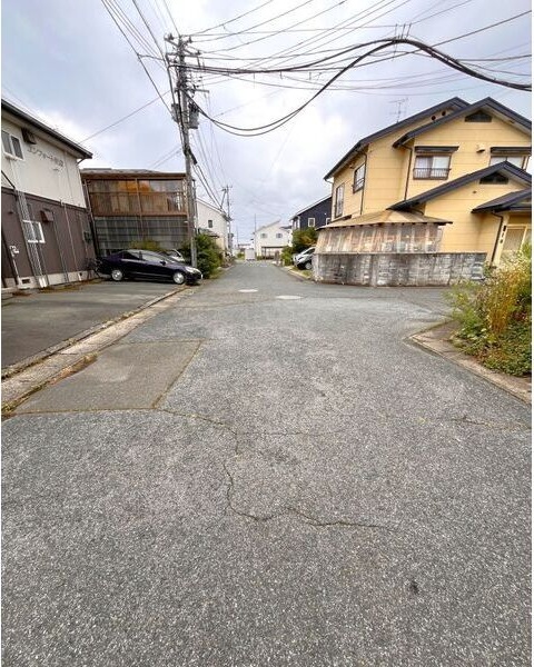 コンフォート安庭 駐車場
