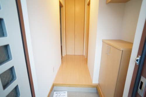 カサベルデM 玄関