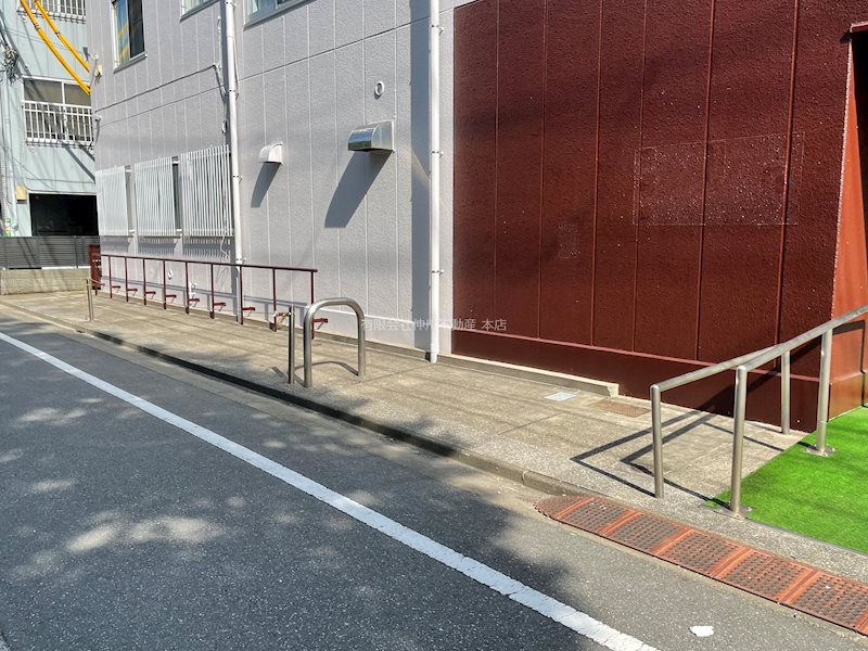 東京都足立区東和５丁目4-8 駐車場