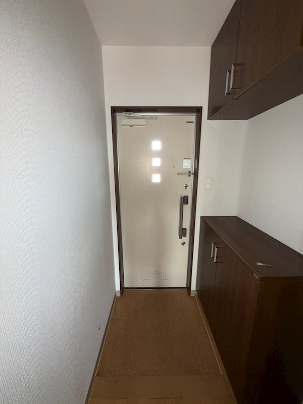 グランディール 玄関