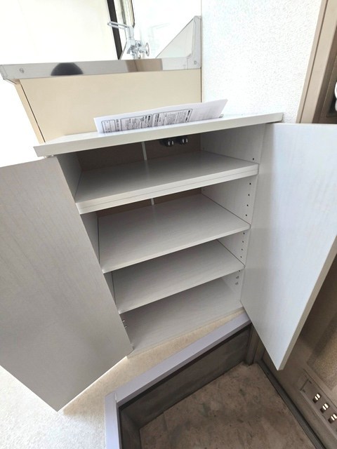 グレースコーポＩ 収納