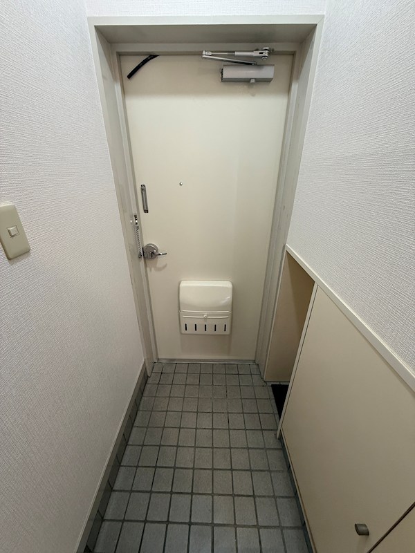 ニチエイマンション柳崎 玄関