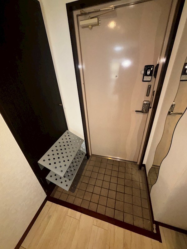 アズヴェール草加 玄関