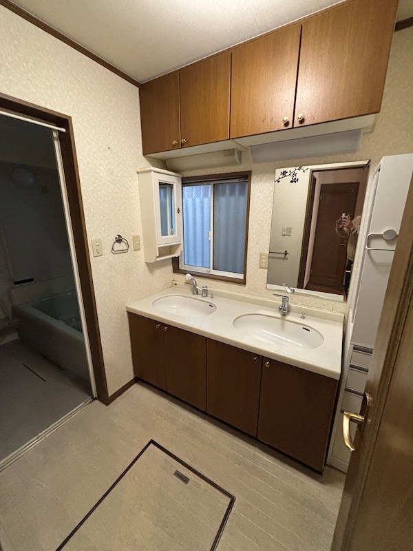 西川口5丁目戸建 洗面所