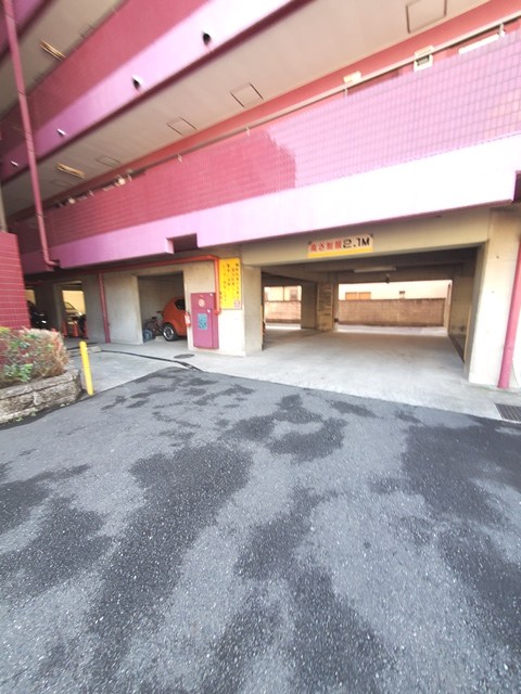 NCKビル 駐車場