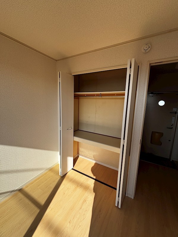 アトーレ芝塚原 収納