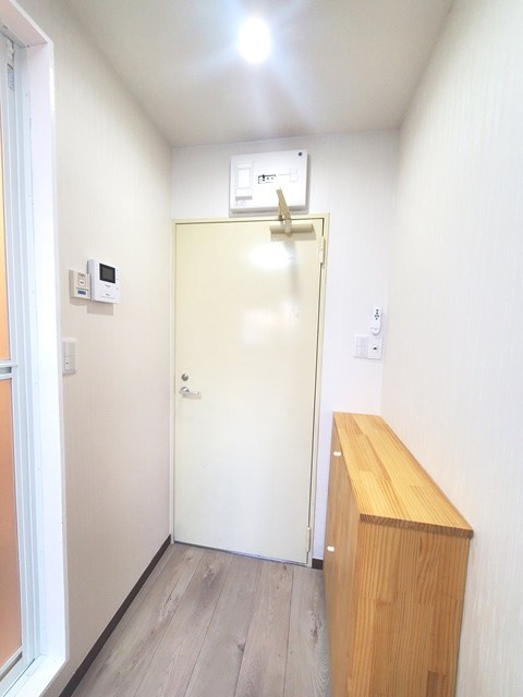 藤井ビル 玄関