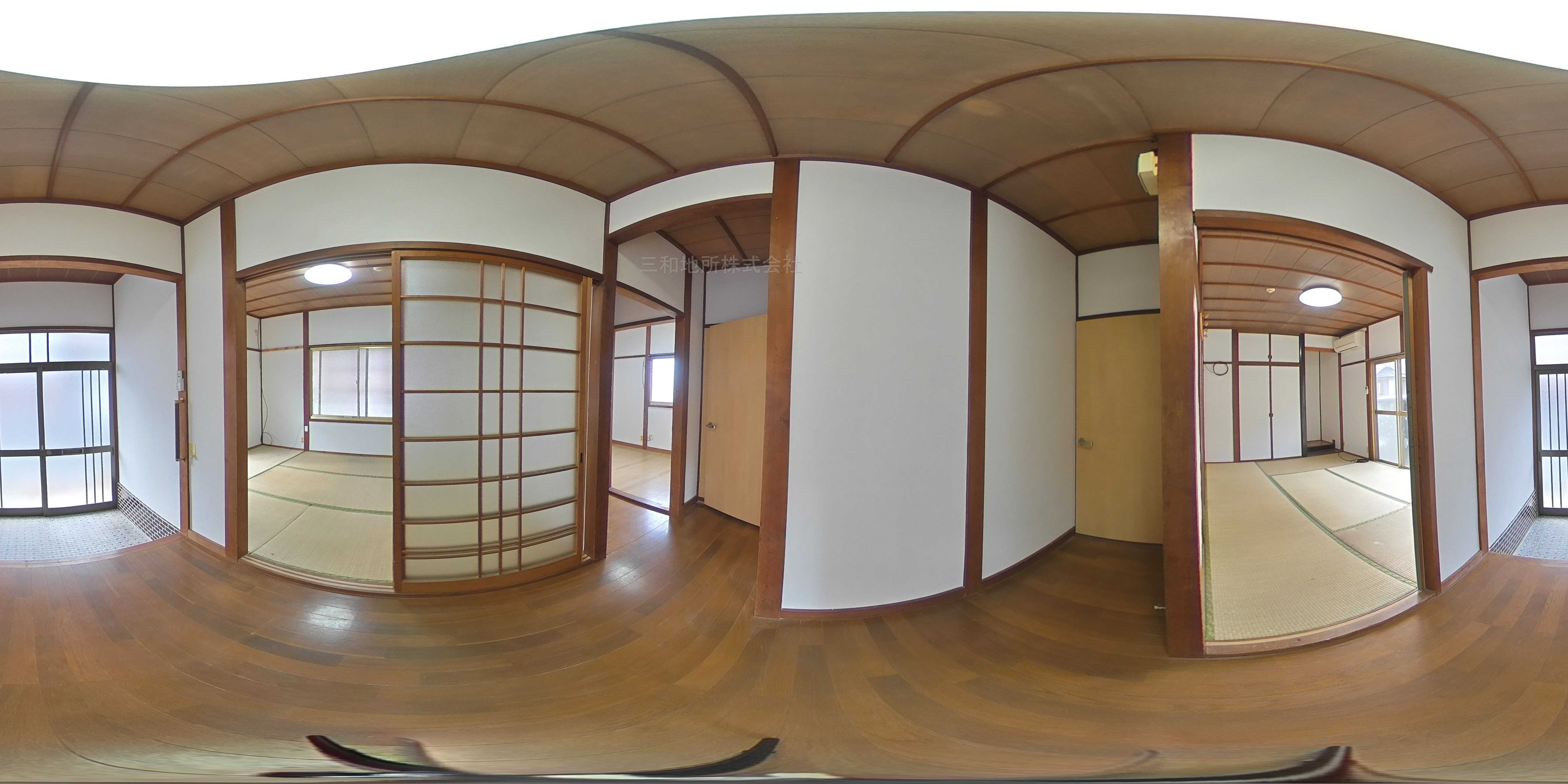 山口県下関市大学町４丁目 玄関