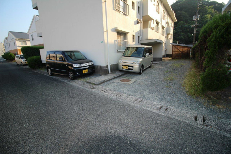 正木フラッツ 駐車場
