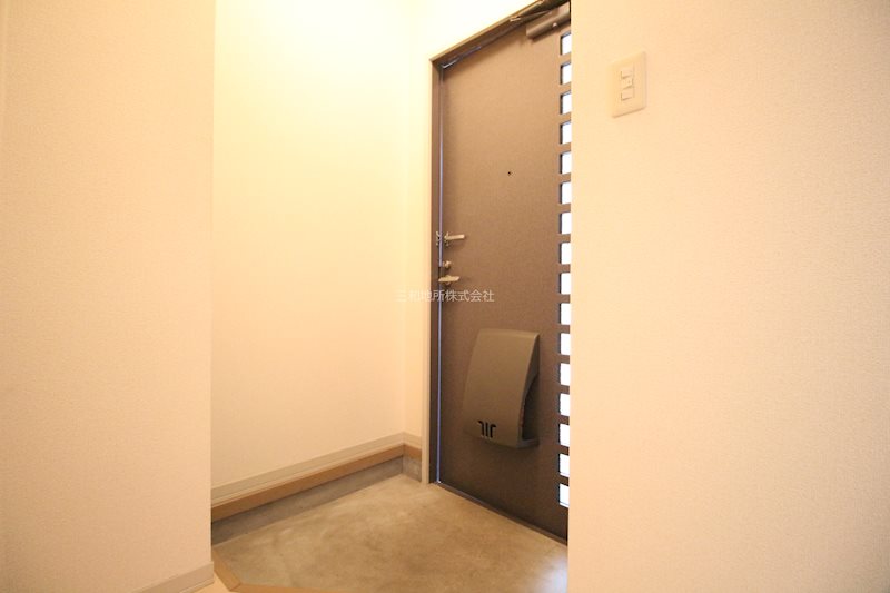 ディアス貴船　Ａ棟 玄関