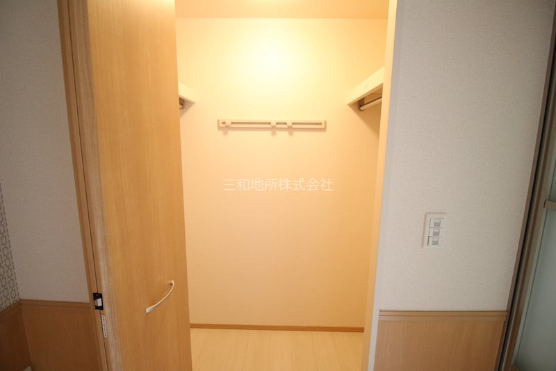 アイクレスト下関駅 収納