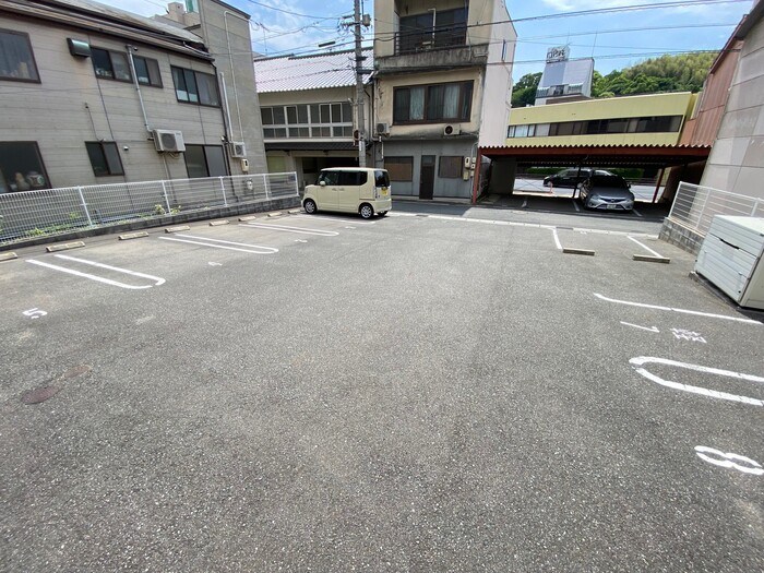 アイクレスト下関駅 駐車場