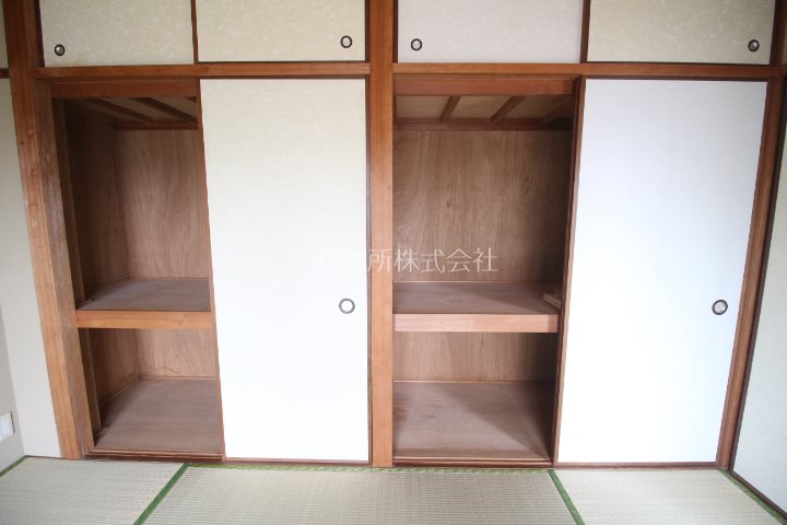 島田アパート 収納