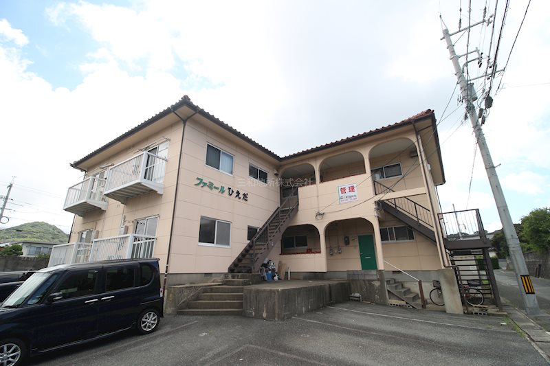 ファミールひえだ 外観