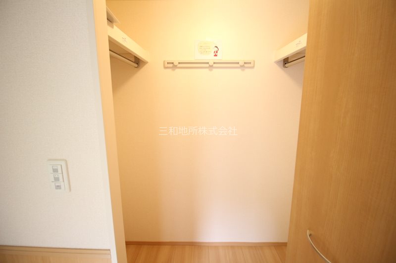 アイクレスト下関駅 収納