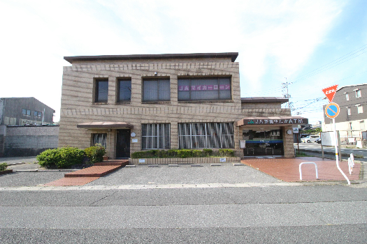 グランヒルズ豊町 銀行