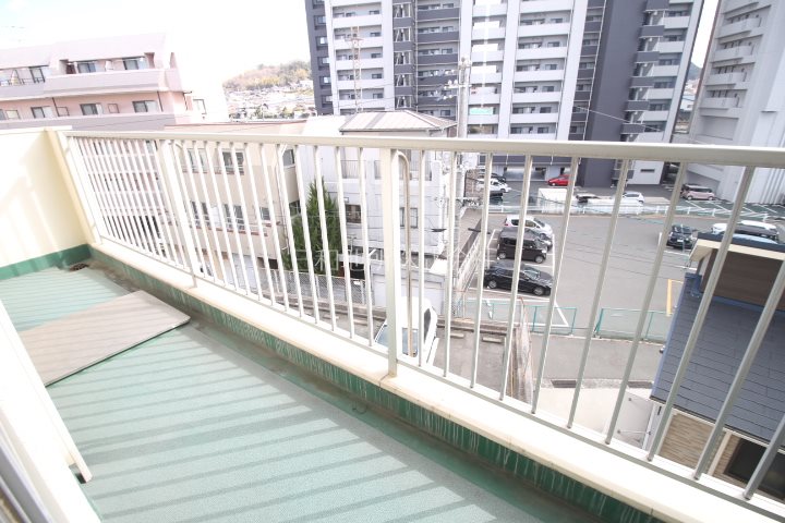 マンション　アーバン ベランダ