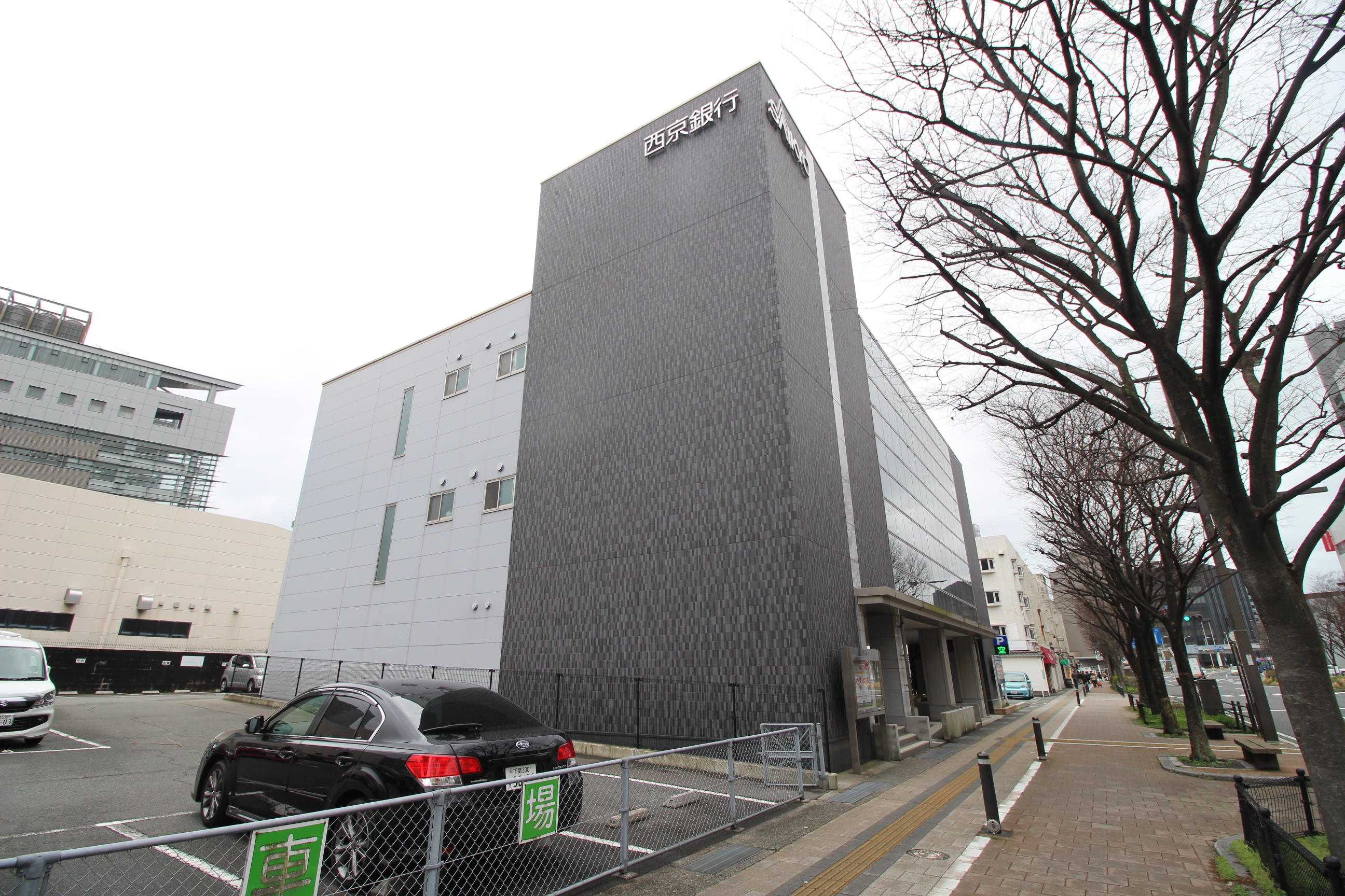 伊藤ビル 銀行