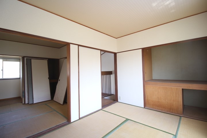 小田メゾネット 収納