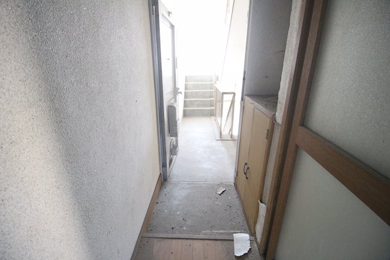 野上ビル 玄関
